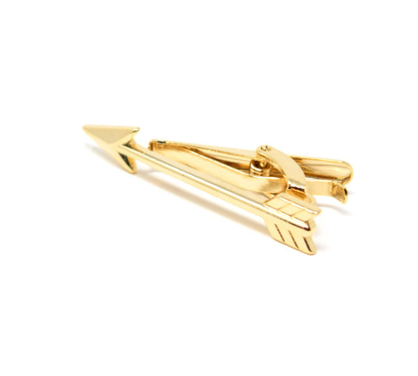 Gold polished arrow tie clip.